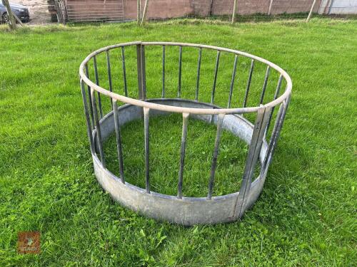 SHEEP RING FEEDER (1)