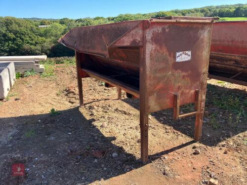 PORTEQUIP CATTLE CREEP FEEDER