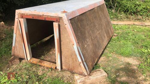 WOODEN PIG ARK