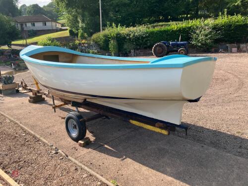 PLYMOUTH PILOT 16' BOAT