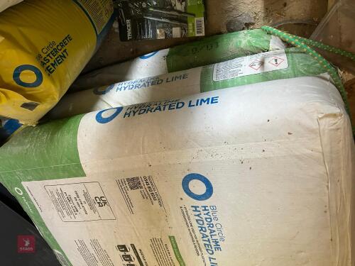 4 BAGS OF HYDRATED LIME