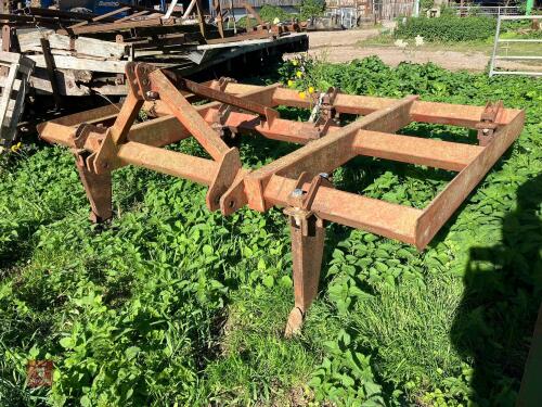 MASSEY FERGUSON 24 SUBSOILER