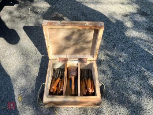 S.J ADDIS CHISEL SET