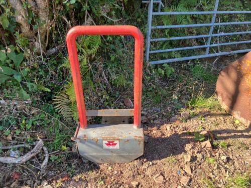 MASSEY 135 CRASH BAR