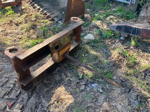 PIN & CONE SINGLE BALE SPIKE