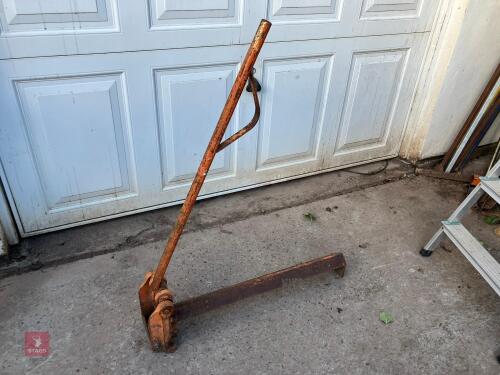 ANGLE IRON GUILLOTINE