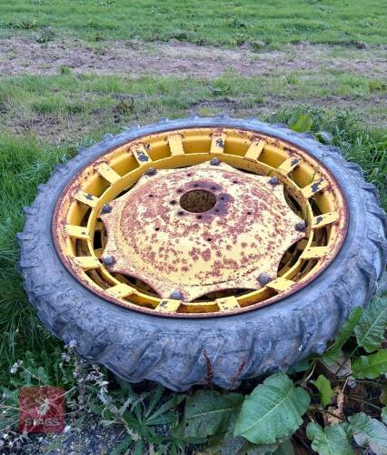 2 X WHEELS