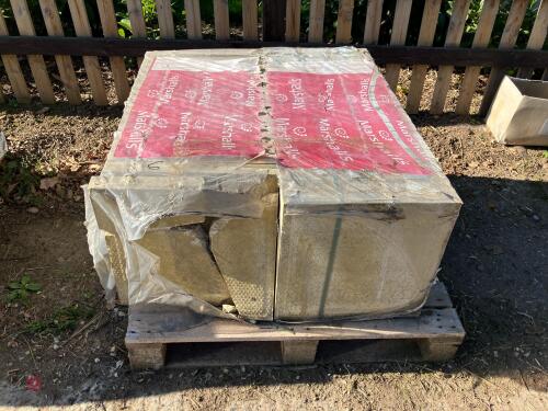38 CONCRETE PAVING SLABS (6)