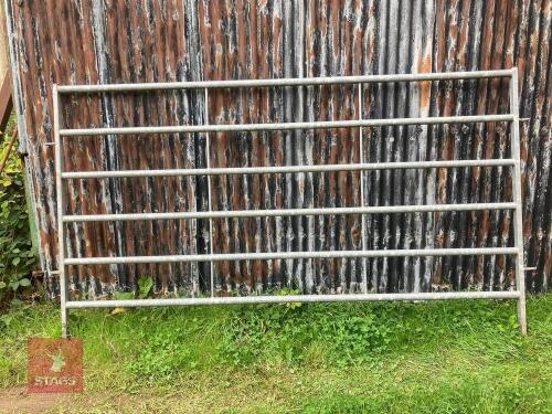 2 HEAVY DUTY CATTLE HURDLES