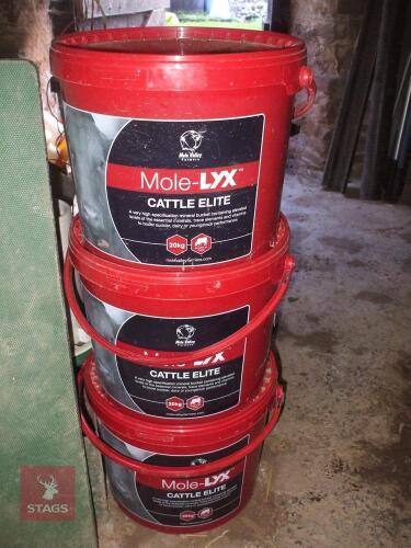 3 X 20KG BUCKETS OF CATTLE ELITE MINERAL