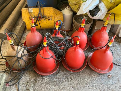 8 POULTRY BELL WATER DRINKERS