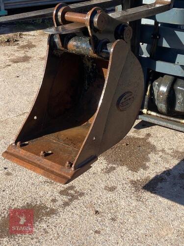 STRICKLAND DIGGER BUCKET