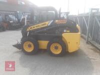 2012 NH 218 SUPER BOOM SKID STEER - 2