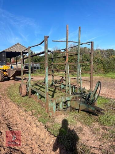 SMALL BALE STACK CARRIER (S/R)