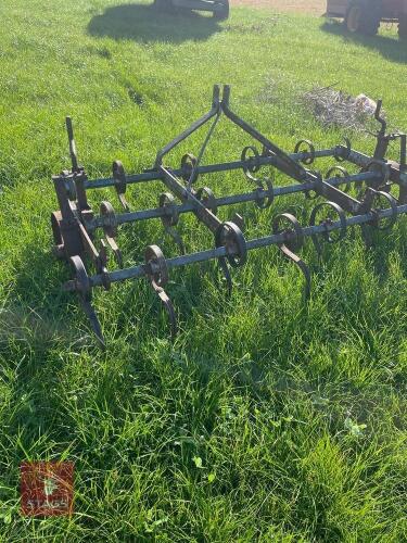 SPRING TINE CULTIVATOR (S/R)