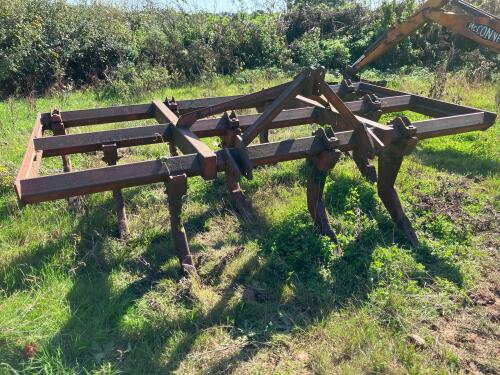 BOMFORD 10 LEG 10' CULTIVATOR