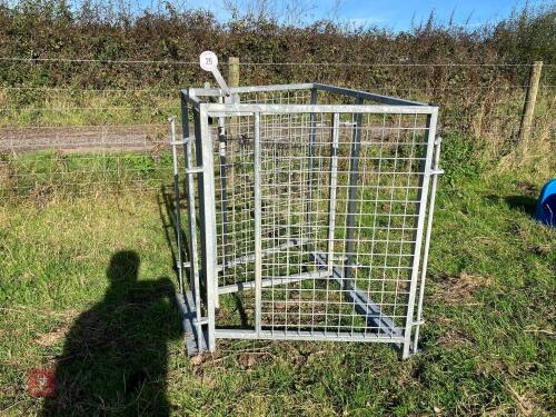 GALVANISED RACE SHEDDING GATE (29)