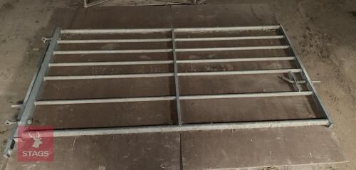 7' METAL GATE WITH PLY BOARD