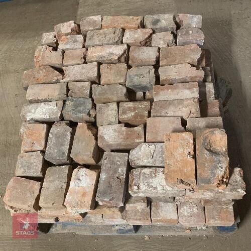 PALLET OF HALF RECLAIMED HANDMADE BRICKS S/R