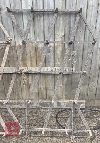 METAL HARROW