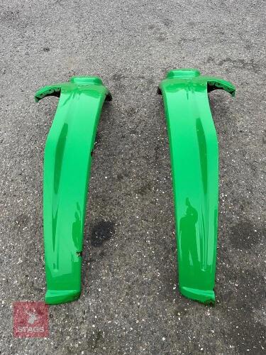 JOHN DEERE 20 SERIES REAR FENDERS (S/R)