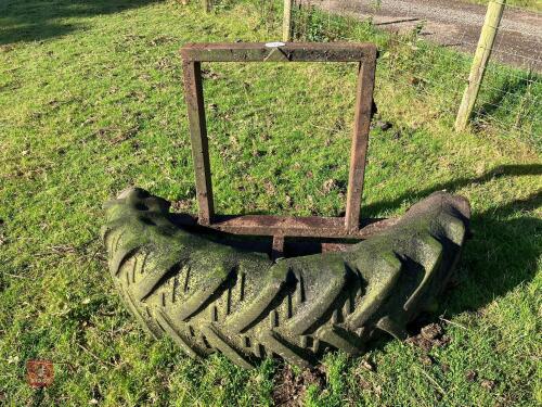 HALF TYRE SILAGE PUSHER (33)