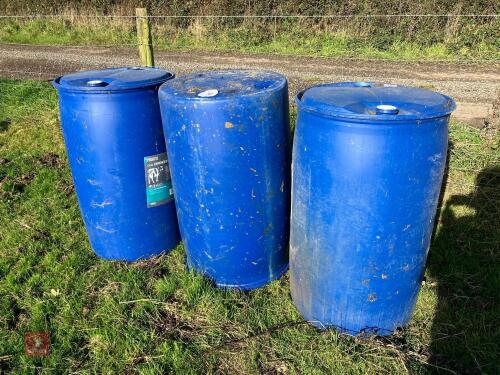 20 BLUE BARRELS (32)