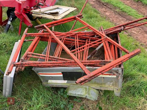 TRAILER & SCAFFOLD TOWER