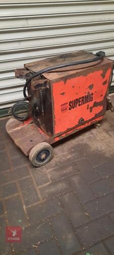 SEALY SUPER MIG 180 WELDER