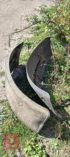 NEW HOLLAND MUDGUARDS