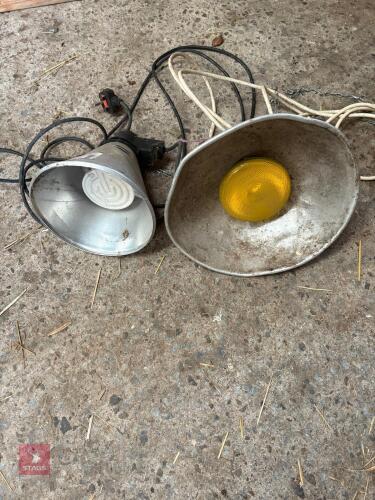 2 HEAT LAMPS