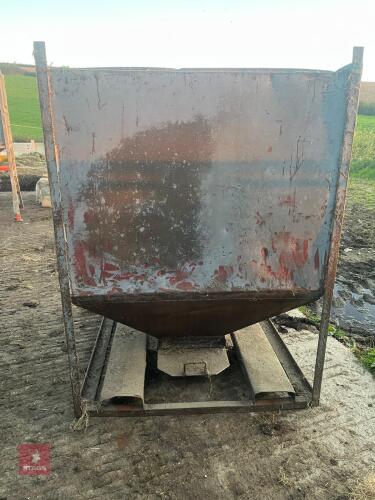 TOTE FEED BIN & STAND