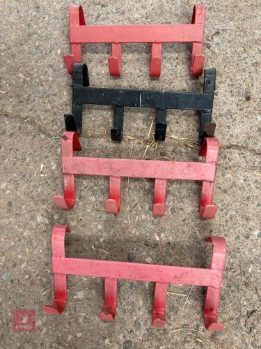 4 BRIDLE/HEAD COLLAR HANGERS