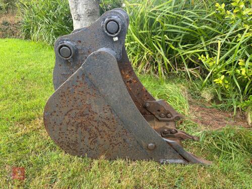 DIGGER BUCKET TO FIT TAKEUCHI DIGGER