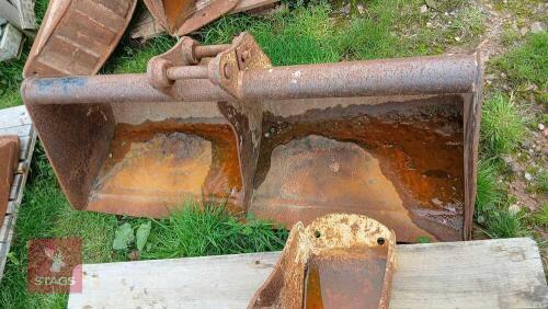 4' DIGGER GRADING BUCKET