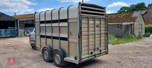 2014 IFOR WILLIAMS 12' CATTLE TRAILER