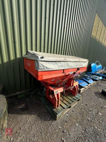 FERTILISER SPINNER