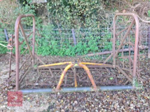 MANUAL FOLDING CHAIN HARROWS