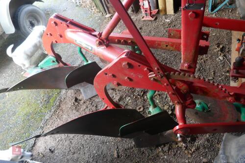 KVERNELAND 2 FURROW CONVENTIONAL PLOUGH