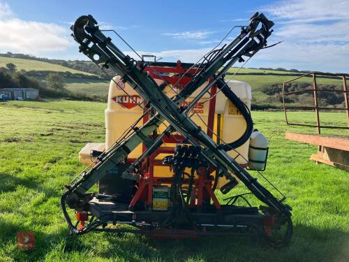 KUHN OMNIS 1200 MOUNTED SPRAYER