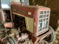INTERNATIONAL 574 2WD TRACTOR - 8