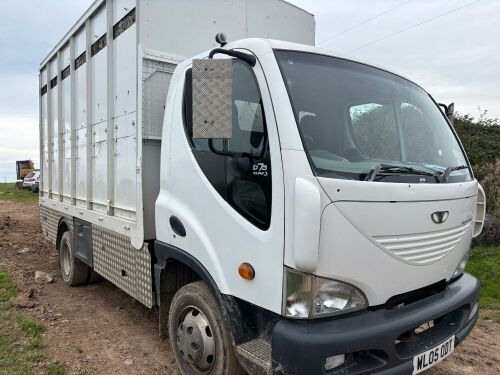 2005 DAEWOO TIPPER/LIVESTOCK LORRY