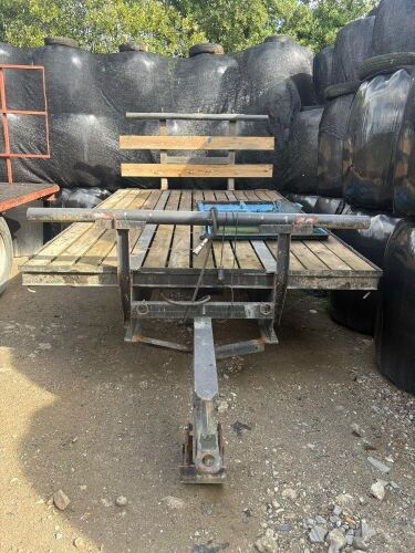 1980 13' BALE TRAILER