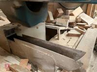 WADKIN WKT 26/30 CROSS CUT SAW - 11