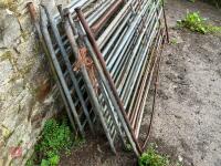 10 X 6' SHEEP HURDLES - 5