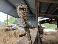 LIVESTOCK BOX DIVIDING GATE - 2