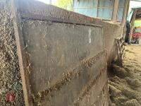 LIVESTOCK BOX DIVIDING GATE - 4