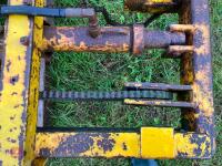 SANDERSON 3 POINT LINKAGE FORKLIFT - 3
