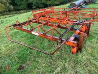 BROWNS FLAT 8 BALE GRAB - 9