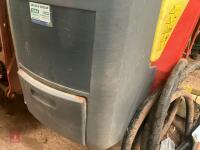 2013 VICON IXSTER MOUNTED CROP SPRAYER - 15
